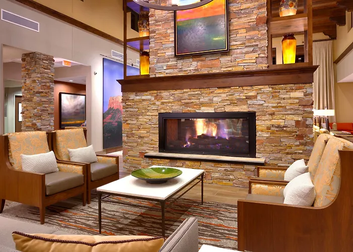 Hotel Courtyard By Marriott