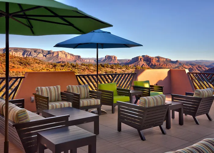 Courtyard By Marriott Hotel