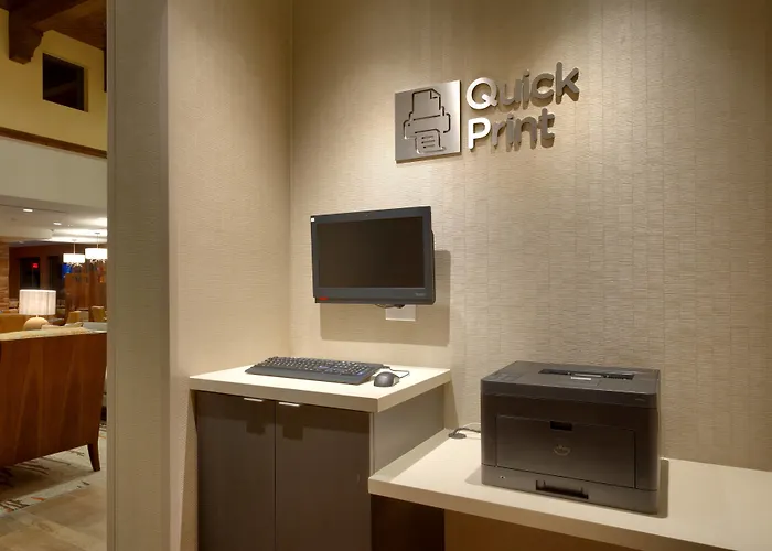 Hotel Courtyard By Marriott