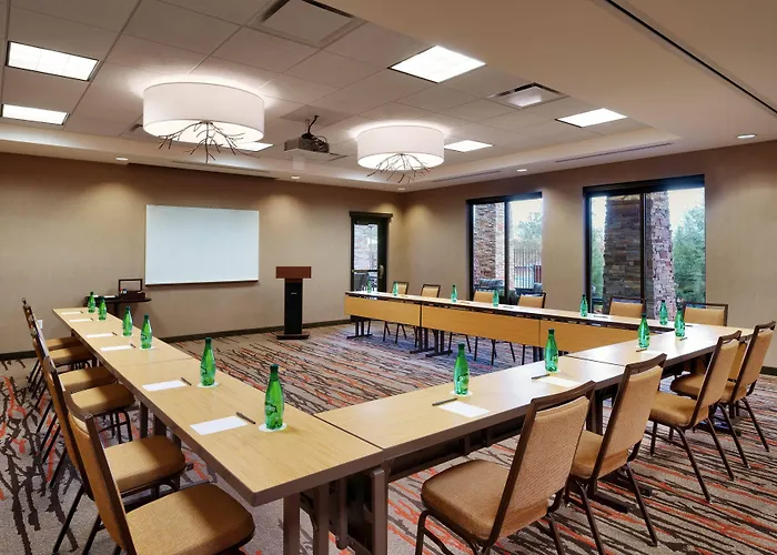 Hotel Courtyard By Marriott 3*