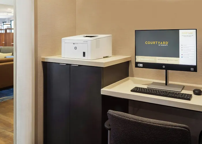 Hotel Courtyard By Marriott 3*