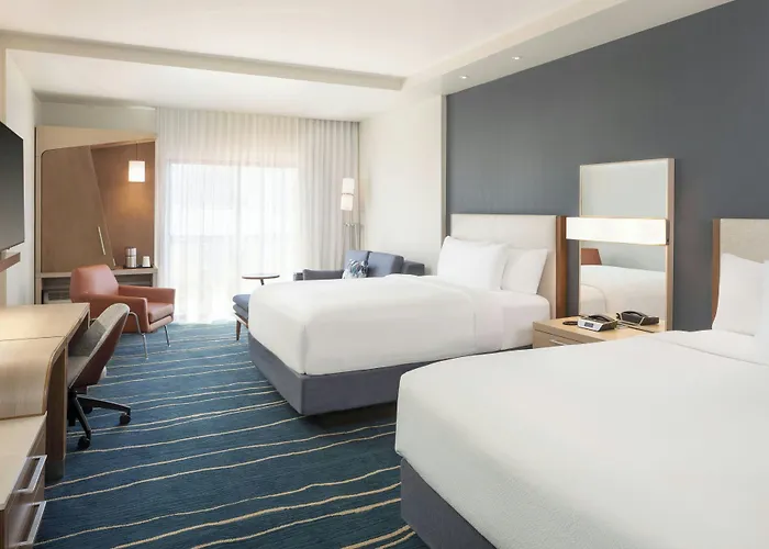 Courtyard By Marriott Hotel